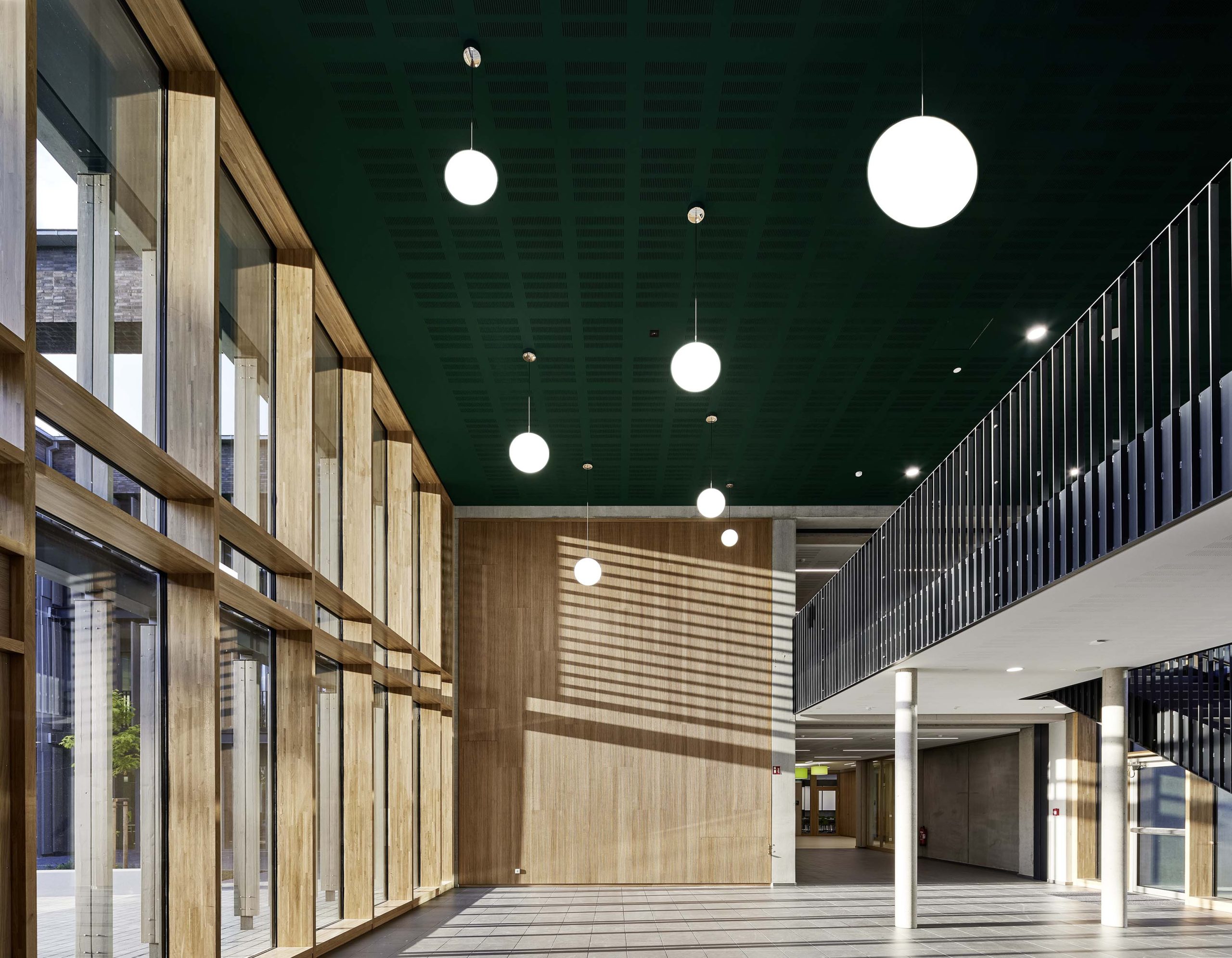 Eingangsbereich des Gymnasiums Lohne.